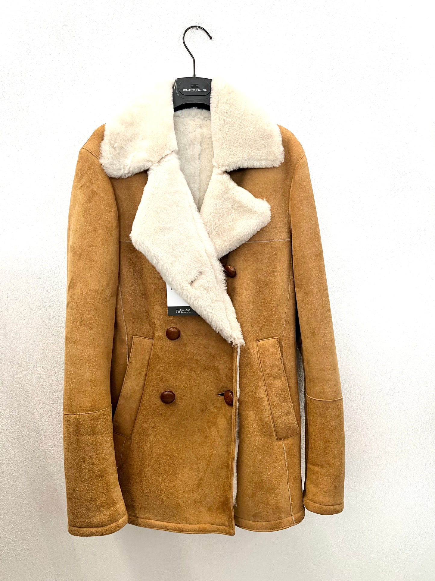 B&W Sheepskin