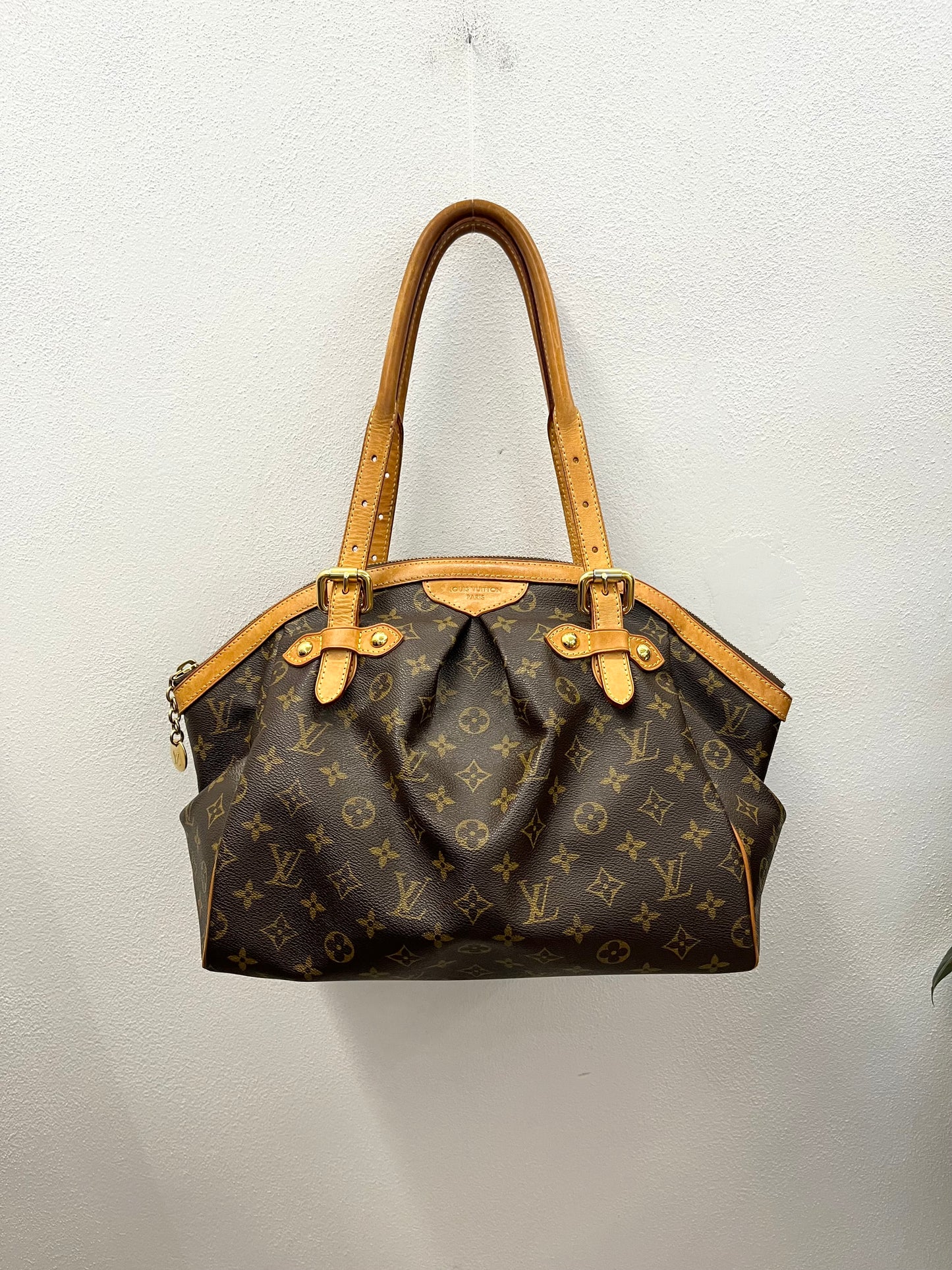 Louis Vuitton Tivoli