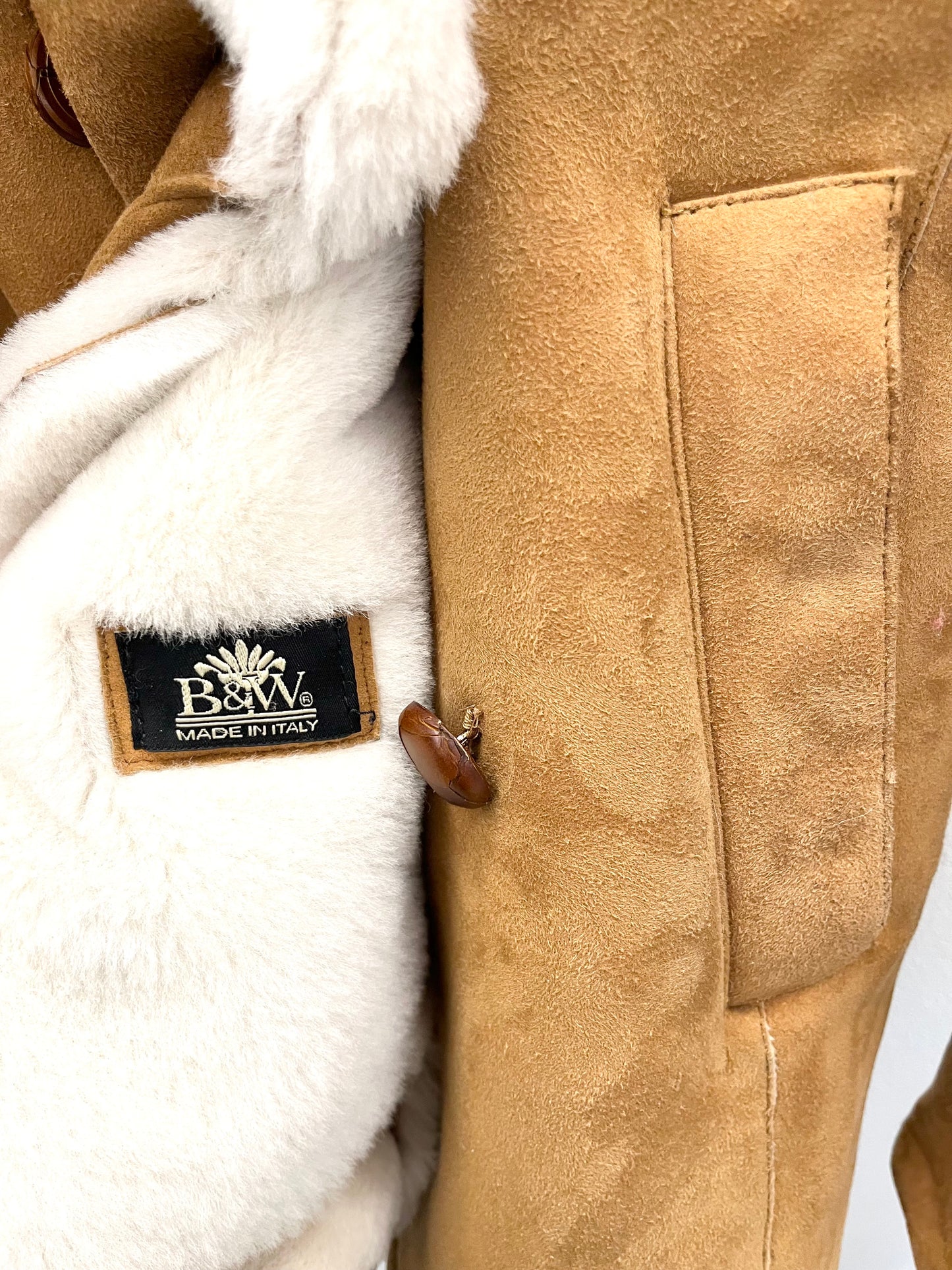 B&W Sheepskin