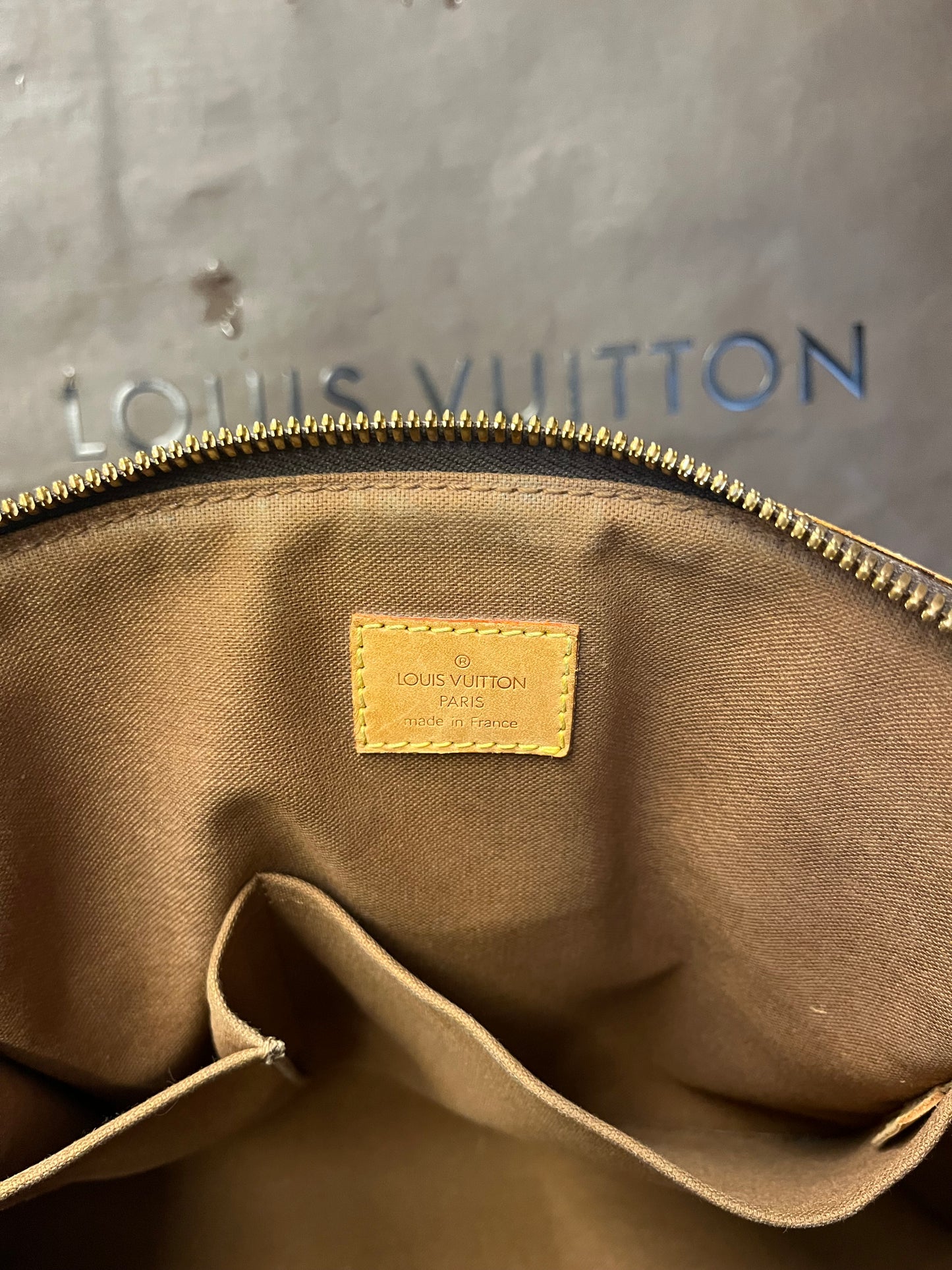 Louis Vuitton Tivoli