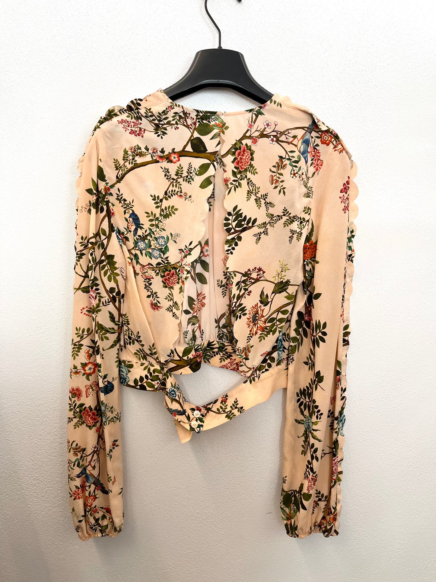 Blusa cropped di Elisabetta Franchi con stampa floreale