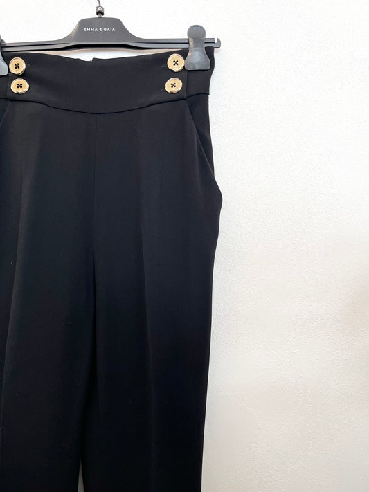 Pantalone di Elisabetta Franchi a vita alta con bottoni oro