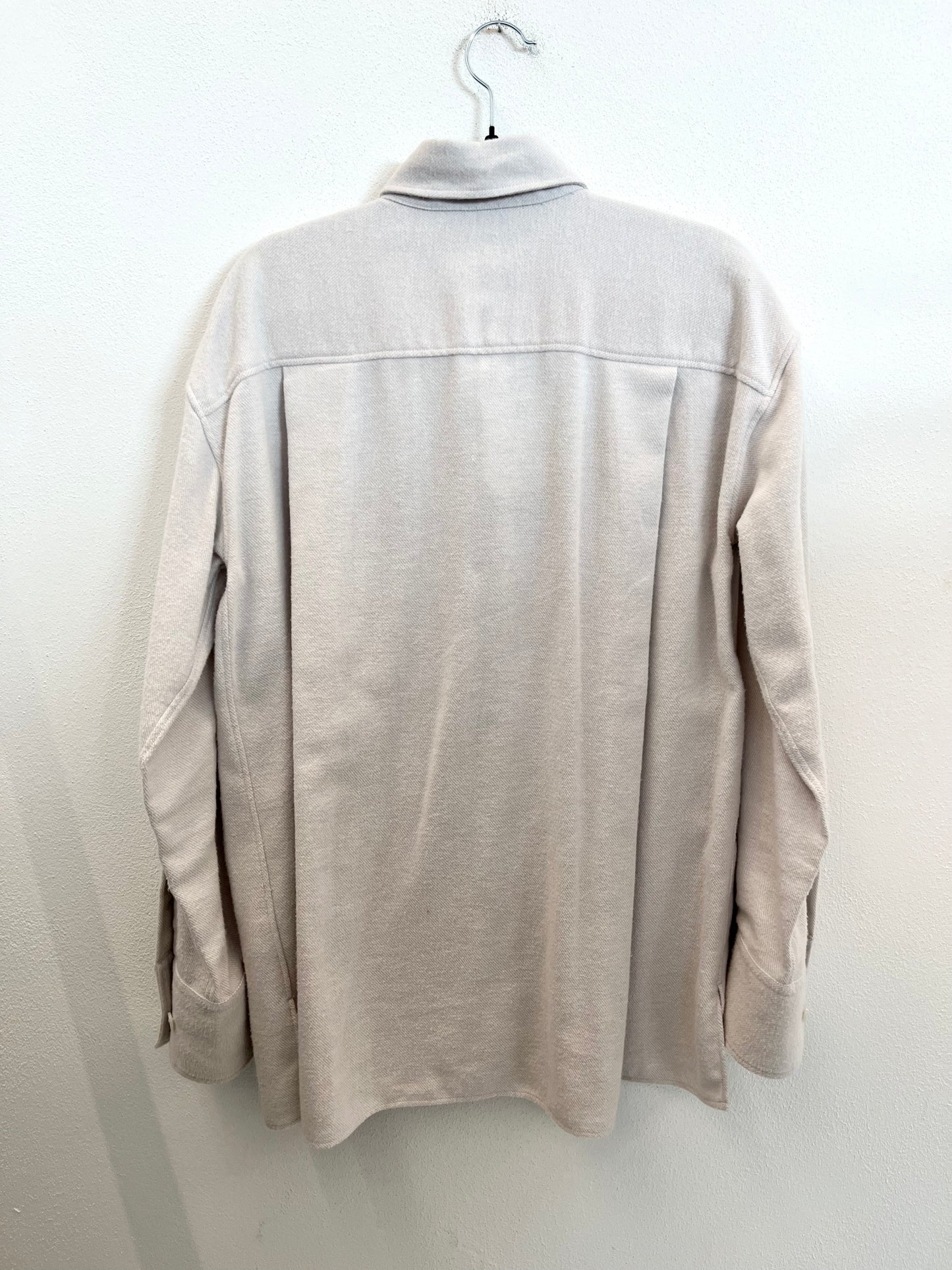 Camicia Oversize di Xacus in Panno con Tasche a Toppa