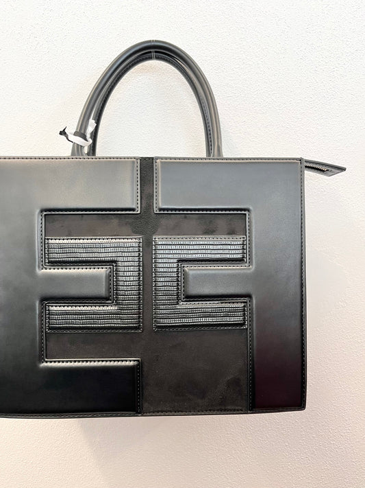 Borsa a mano di Elisabetta Franchi con maxi logo geometrico