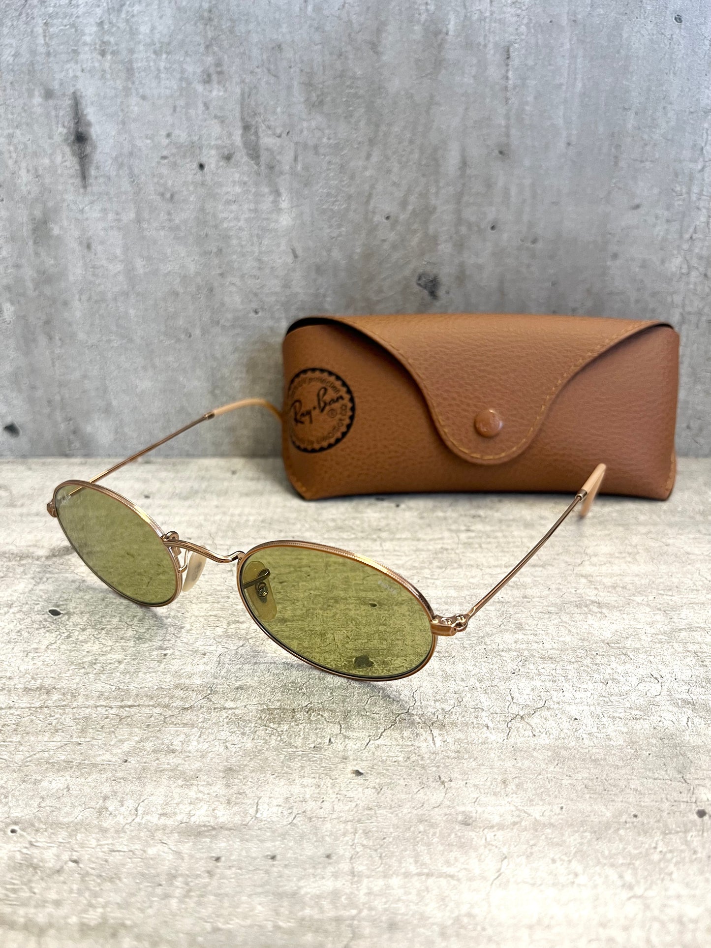 Occhiali da sole Ray Ban arista ovali in metallo
