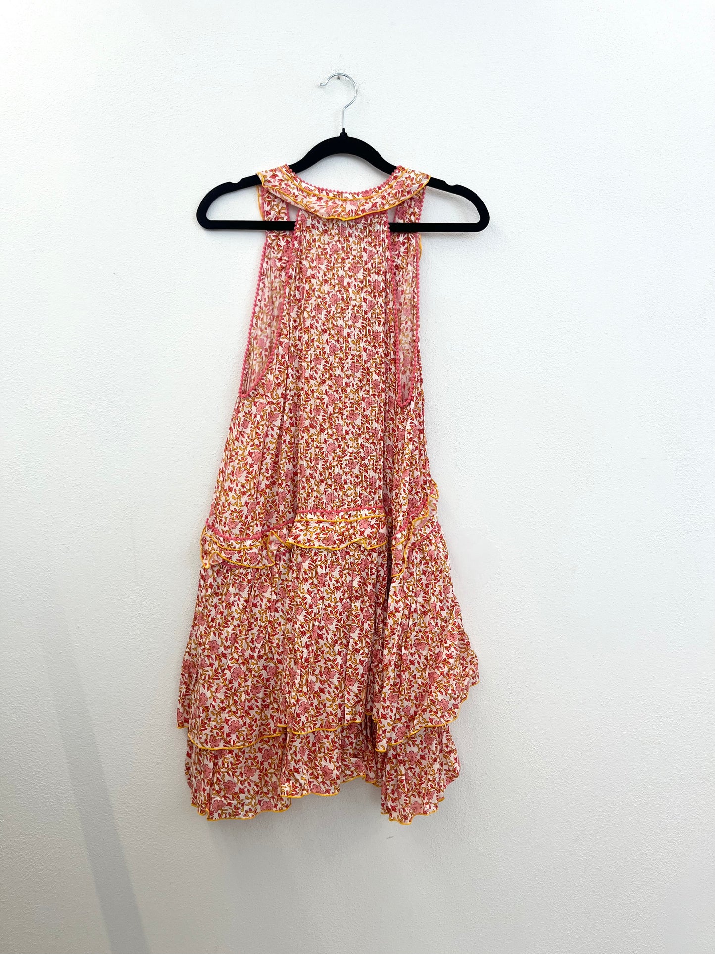 Abito Poupette St. Barth floreale smanicato con balze