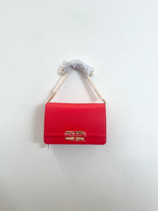 Borsa Elisabetta Franchi a tracolla con pattina e placca logo