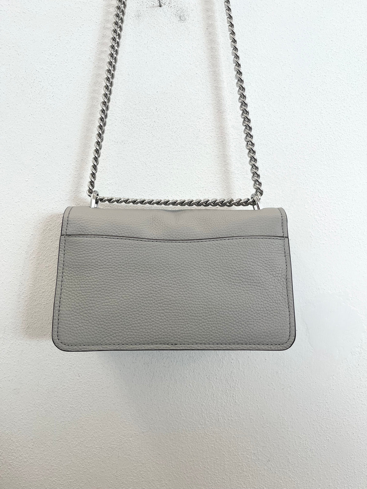 Borsa a tracolla Michael Kors con pattina e tracolla in catena