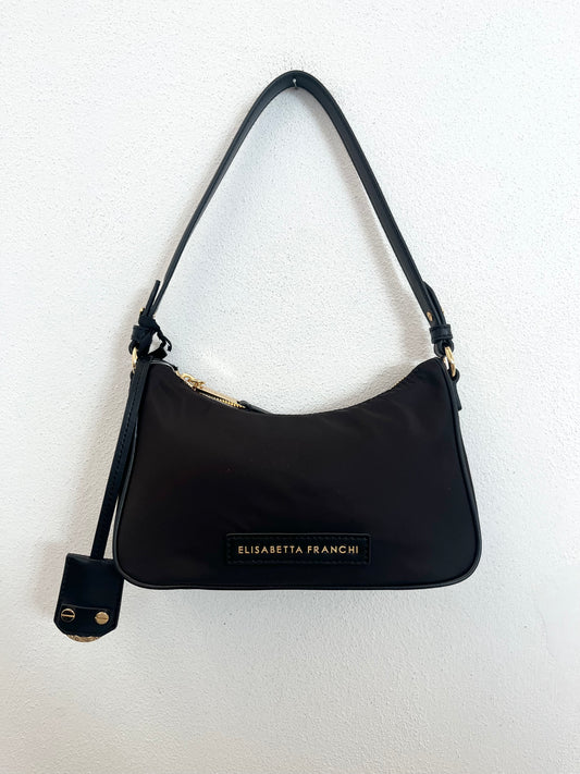 Borsa Elisabetta Franchi a spalla minimal con placca logo