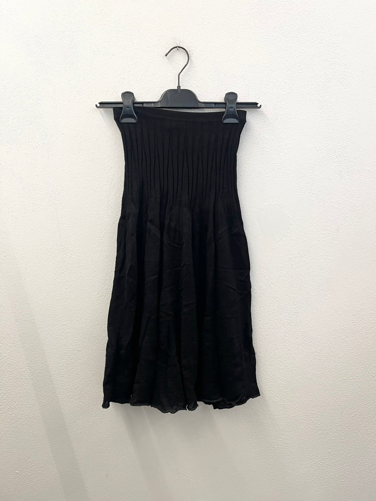 Gotha Black Wool Pencil Skirt