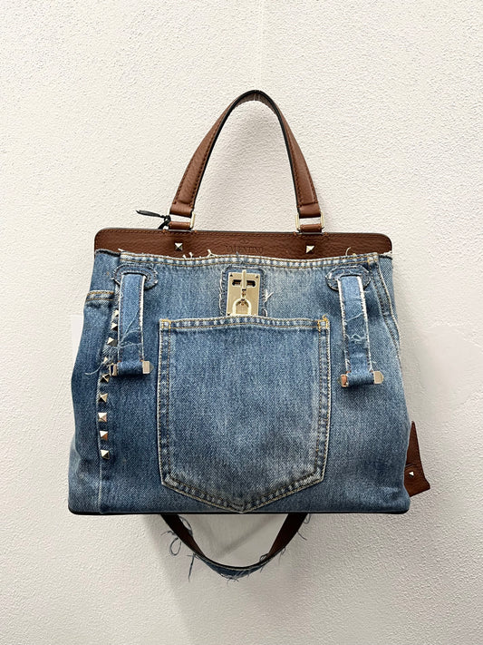 Valentino Garavani JoyLock Bag