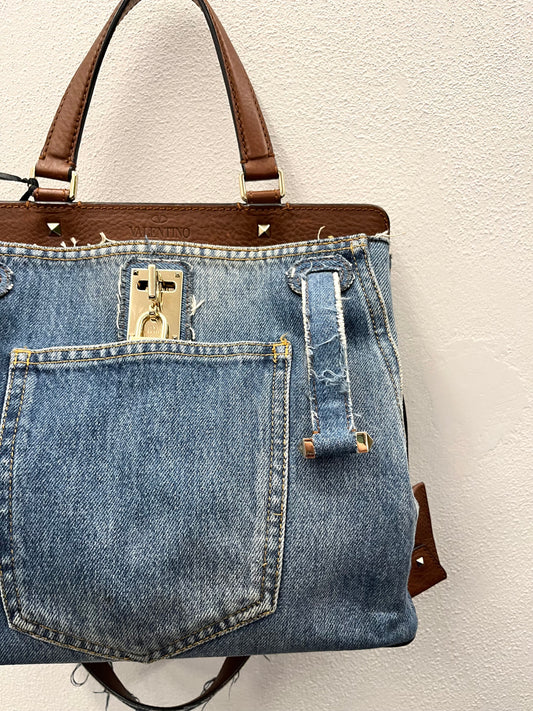 Valentino Garavani JoyLock Bag