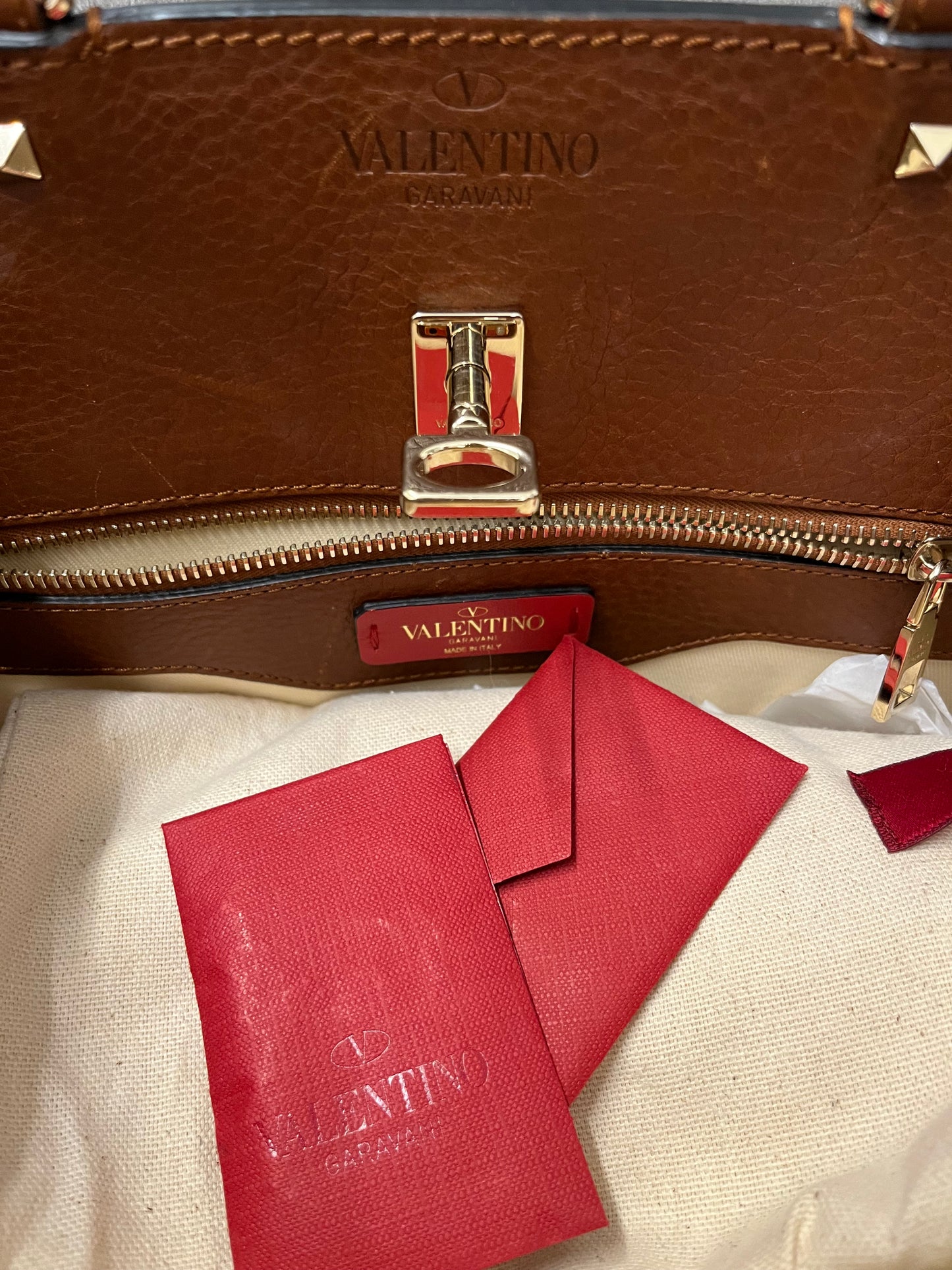 Valentino Garavani JoyLock Bag