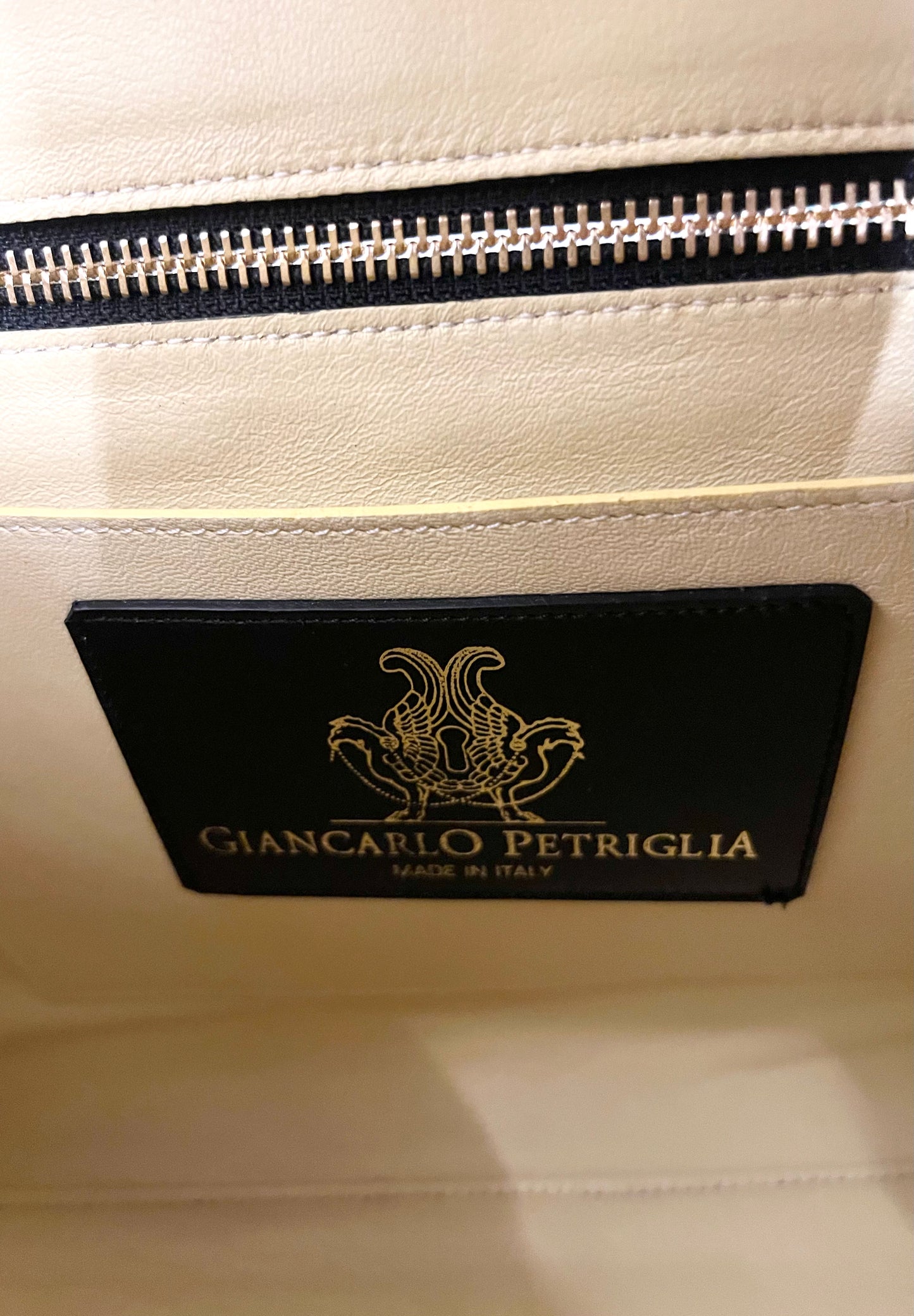 Borsa Giancarlo Petriglia