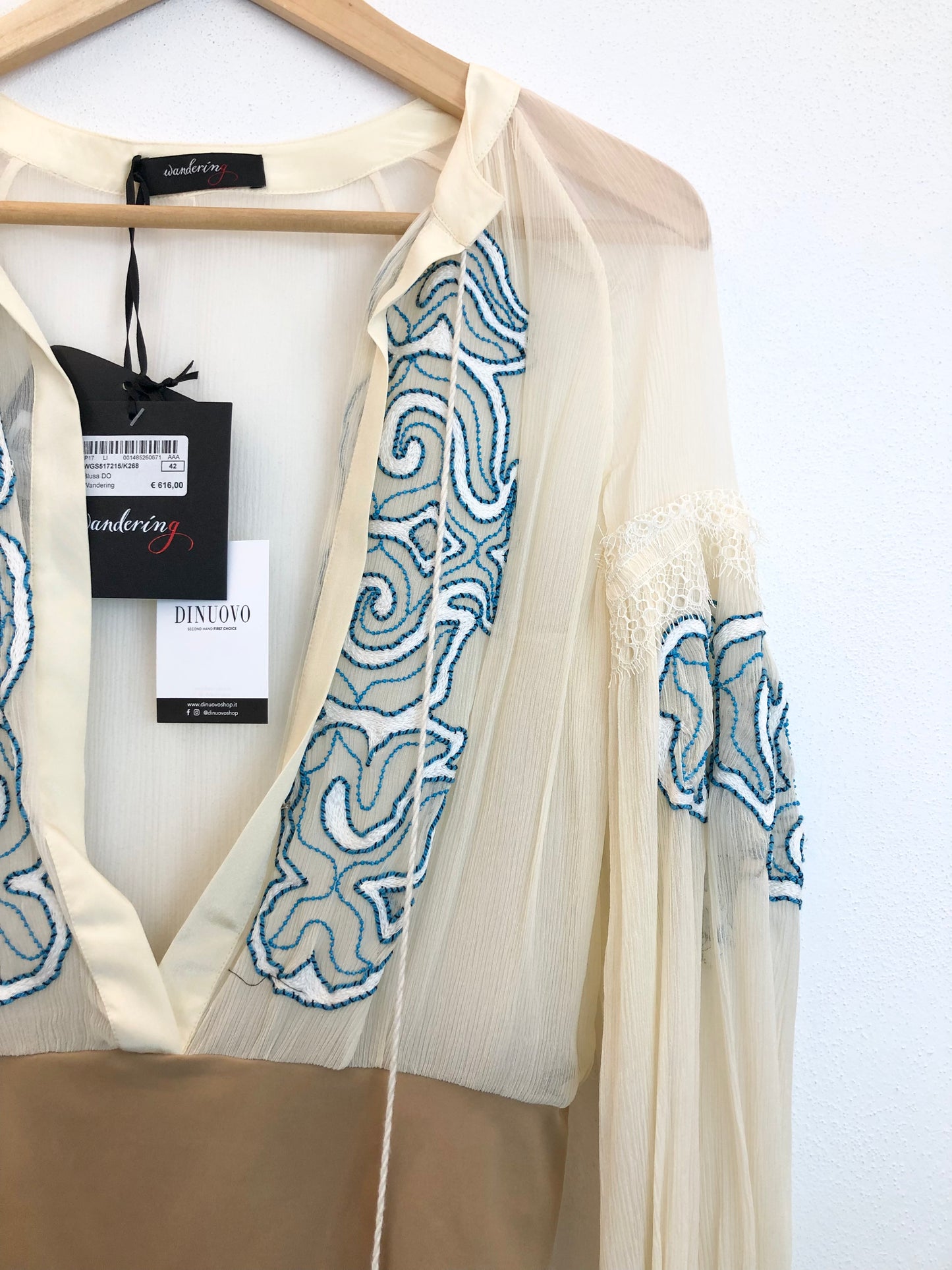 Wandering shirt