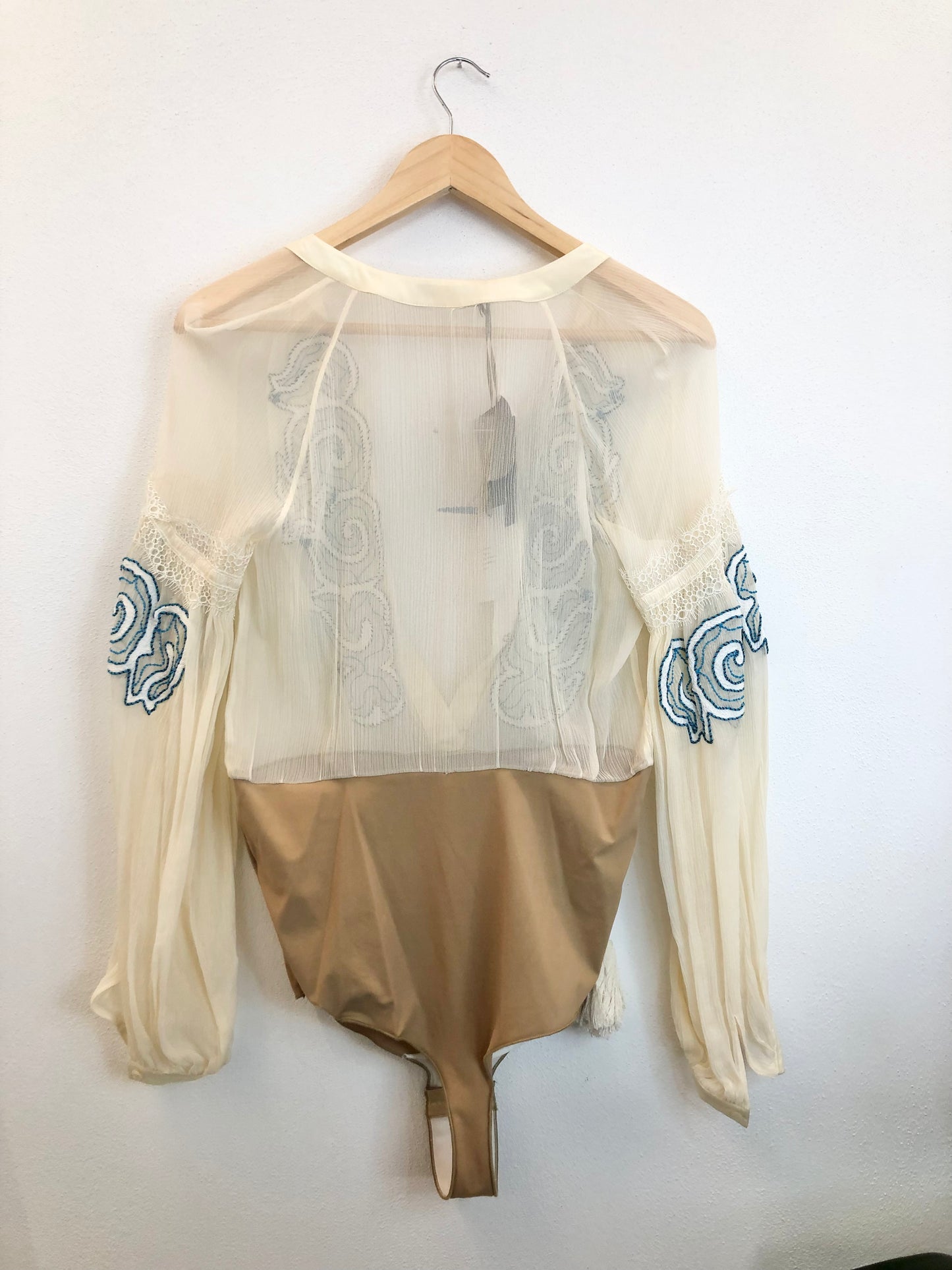 Wandering shirt
