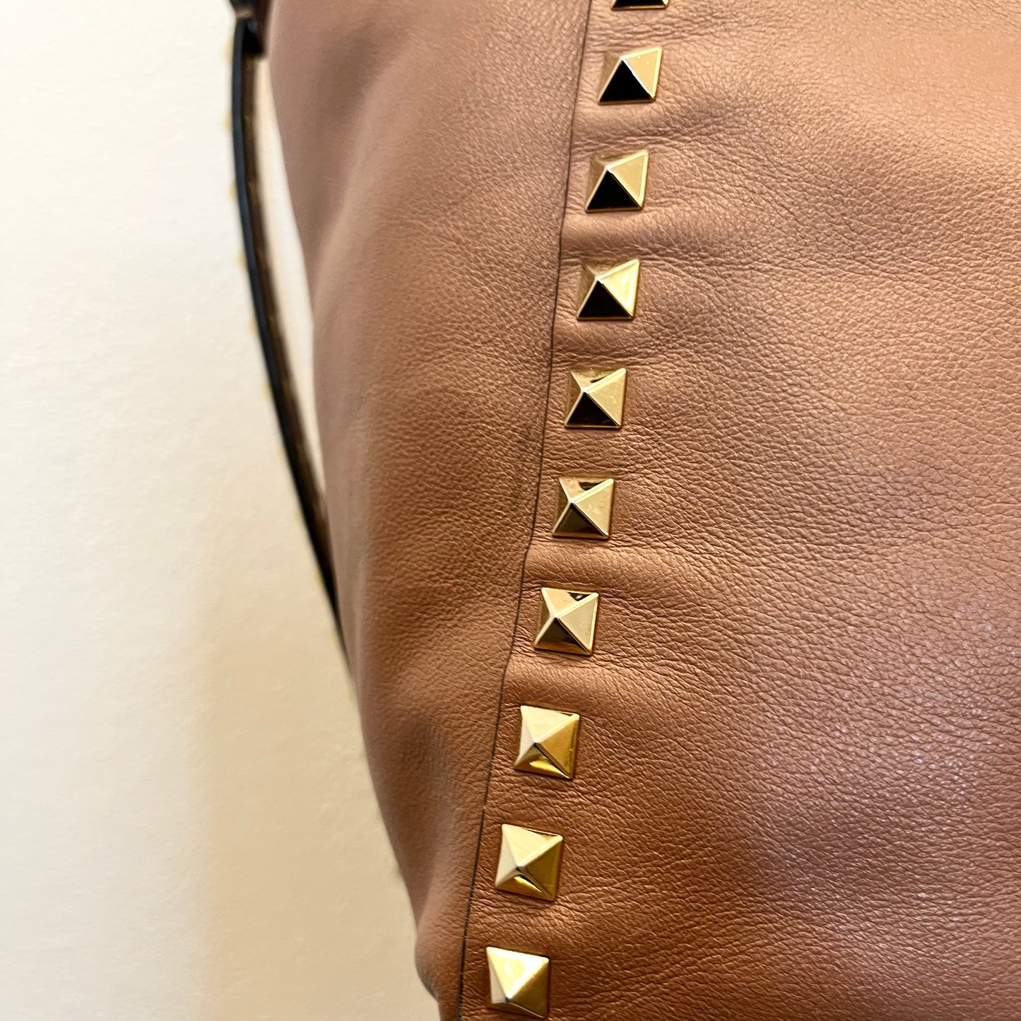 Valentino Rockstud tote 