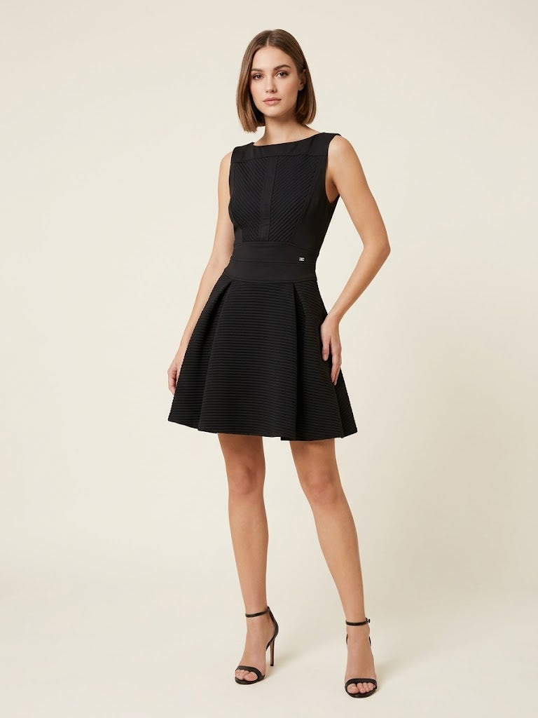 Abito Svasato Nero Elisabetta Franchi