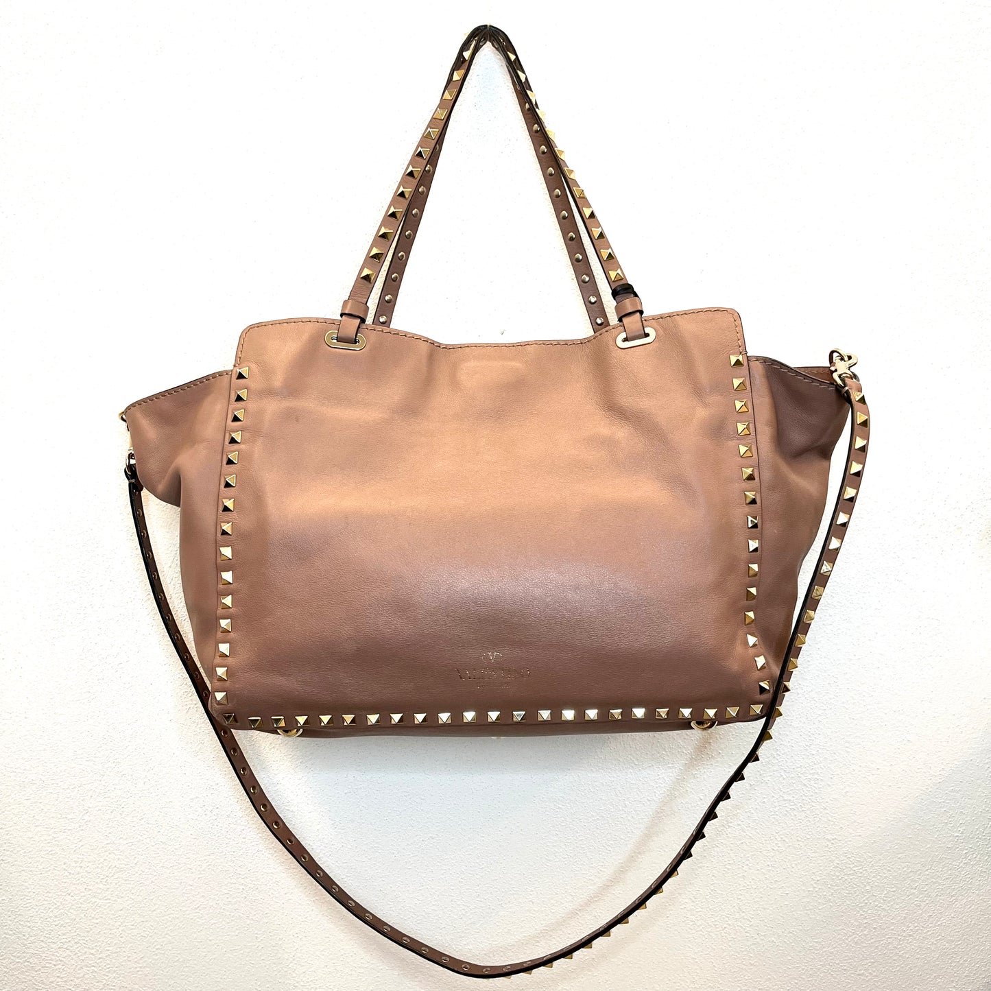 Valentino Rockstud tote 