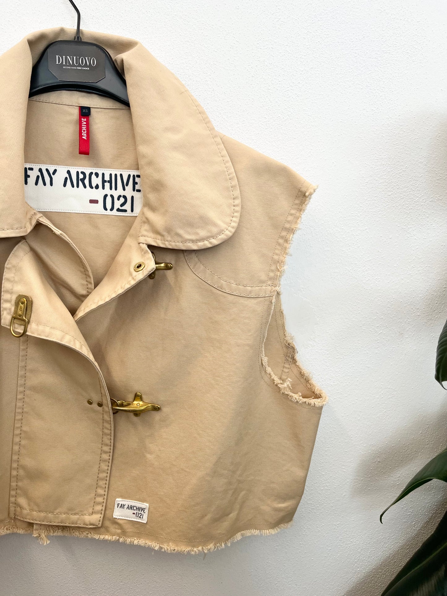 Fay vest