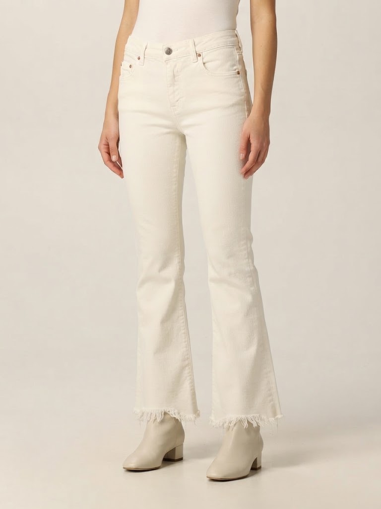 Jeans flare Vicolo bianchi con orlo sfrangiato