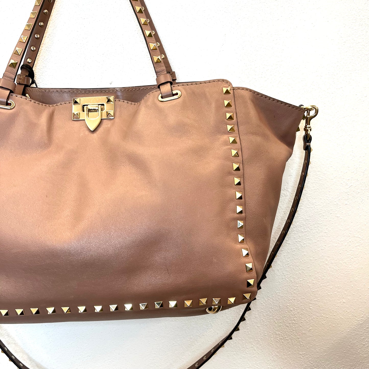 Valentino Rockstud tote 