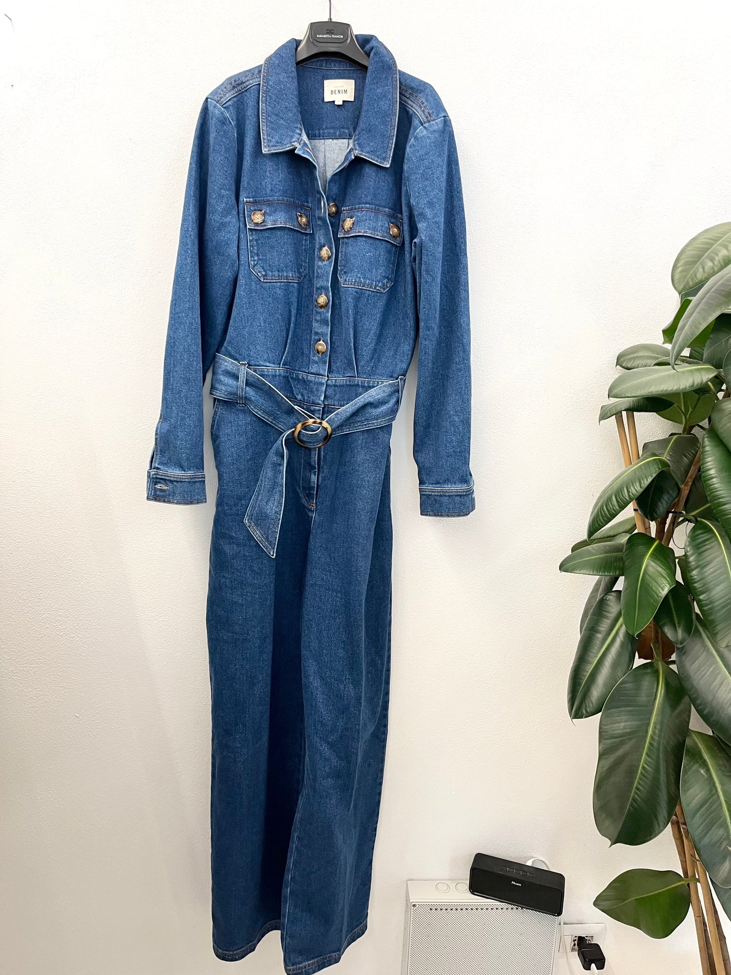 Tuta di Sezane intera in denim sartoriale