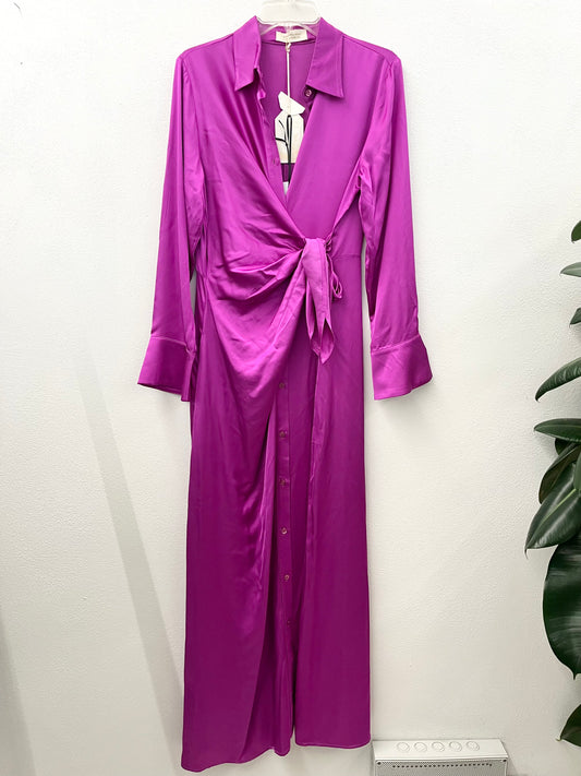 Abito Camicia Lungo di Anna Palmer in Raso Fucsia Drappeggiato