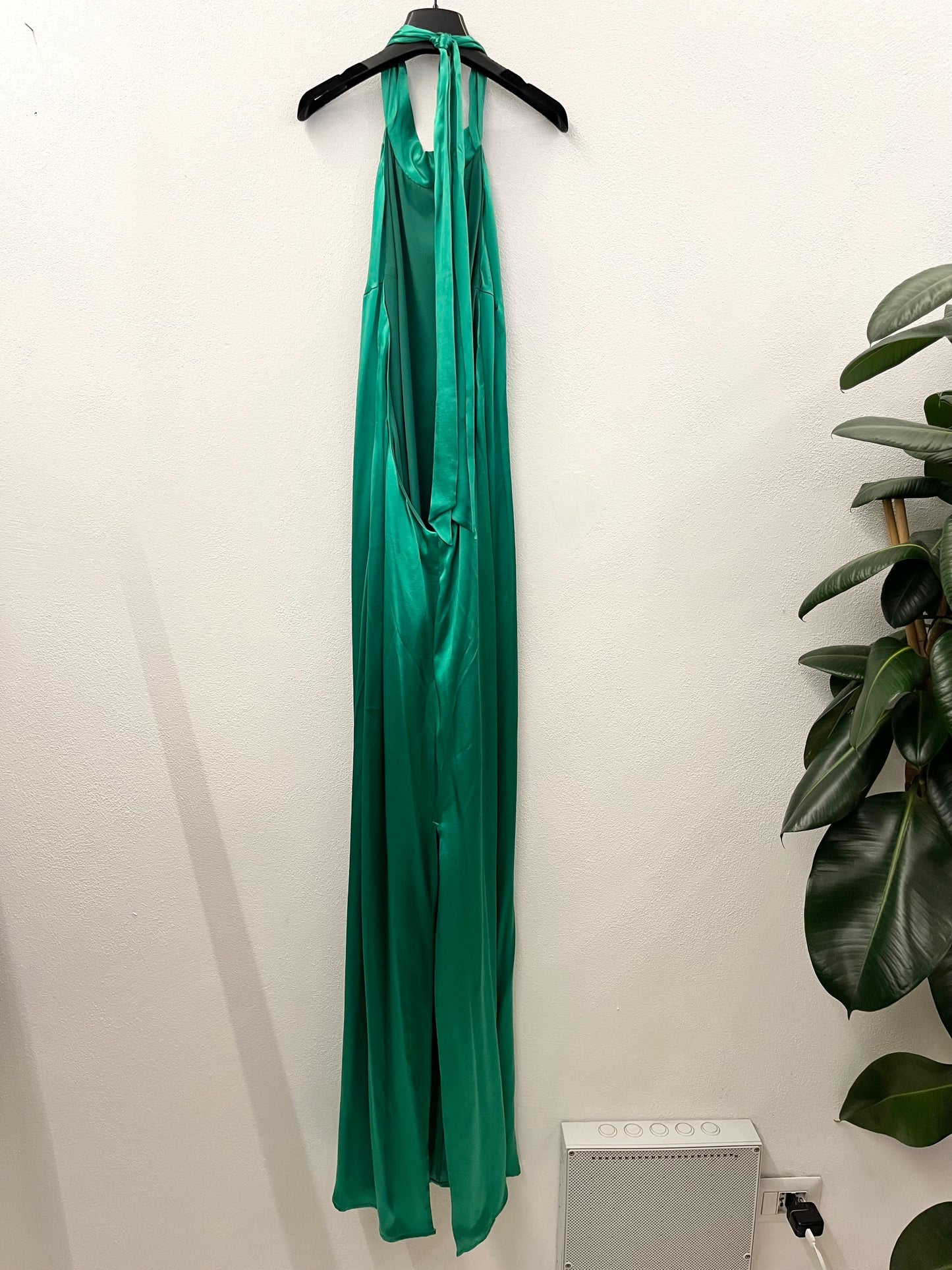 Akep Long Dress in Emerald Green Satin