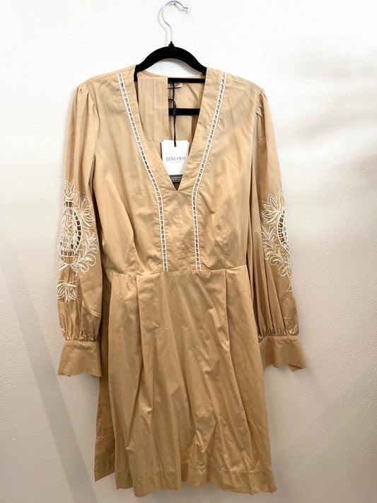 Abito in popeline ocra con ricami
