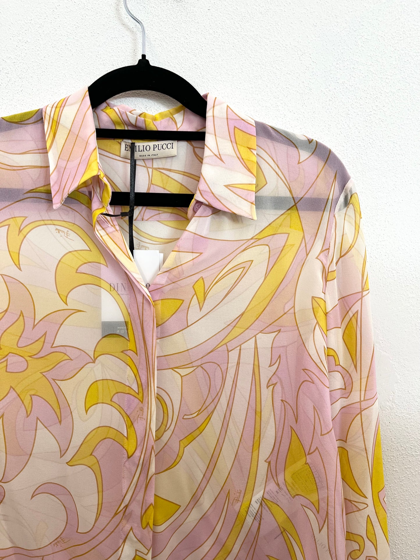 Blusa in seta di Emilio Pucci con stampa in fantasia