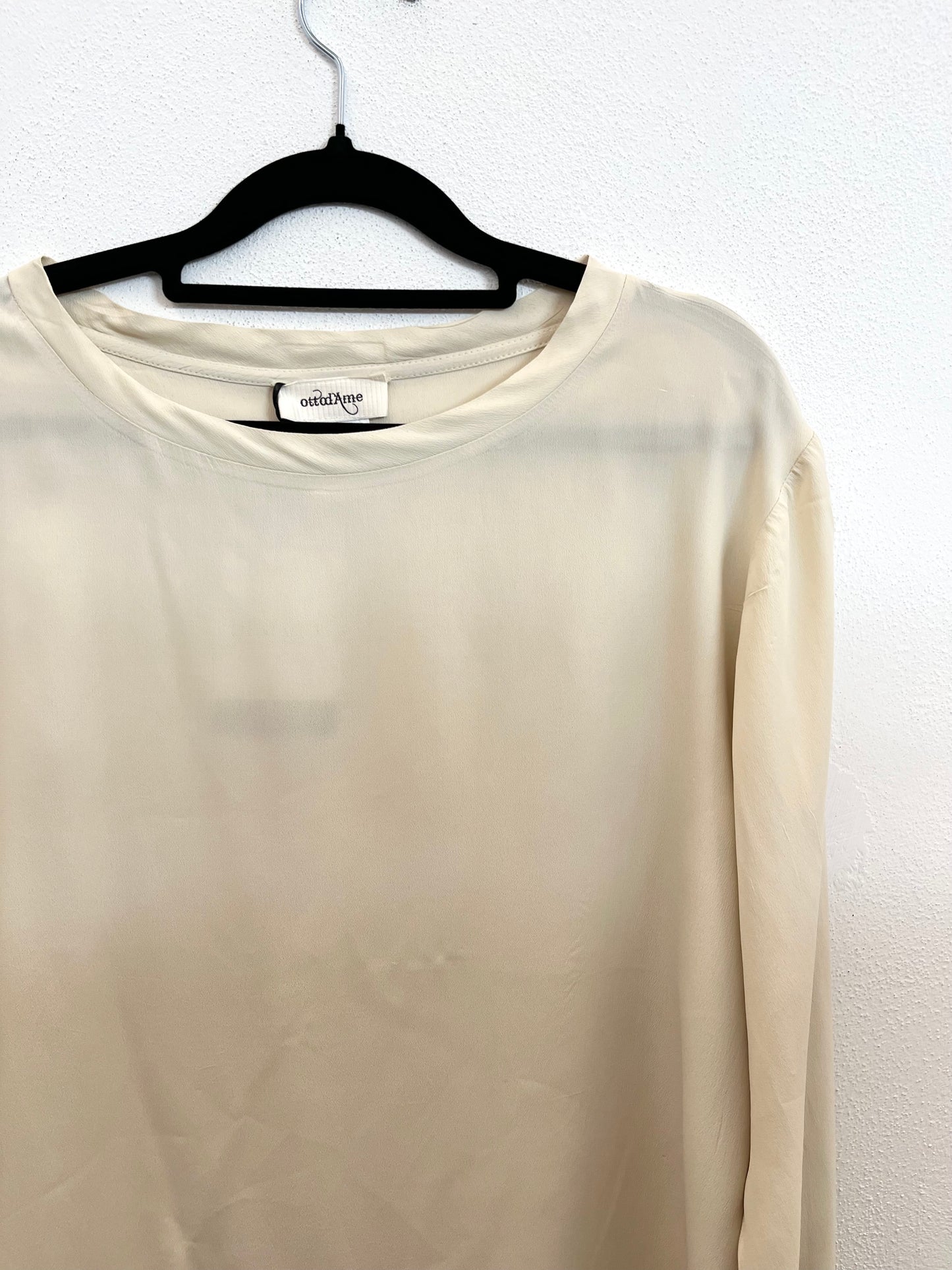 Blusa lucida champagne OttoD'Ame