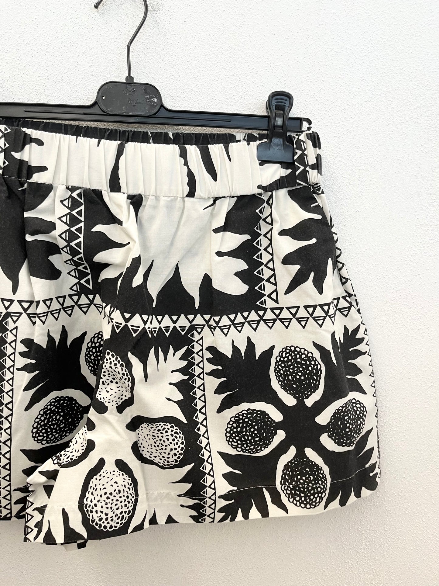 Red Valentino shorts with ethnic graphic print