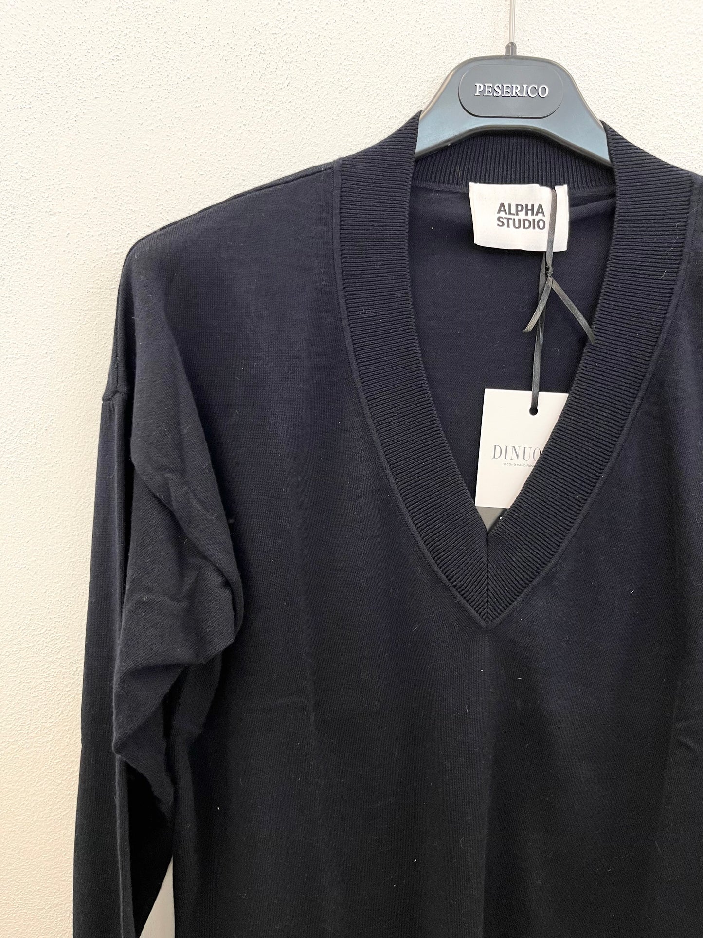 Maglione di Alpha Studio Scollo a V in Maglia Rasata