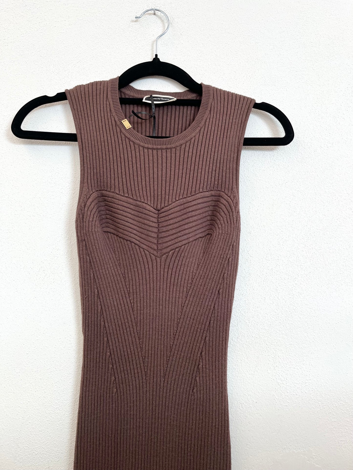 Abito Midi di Elisabetta Franchi in Maglia a Costine con Lavorazione a Cuore