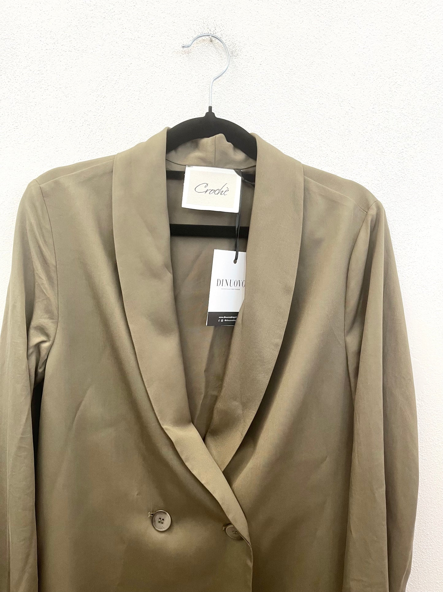 Completo di Croche Blazer e Pantaloni a Gamba Larga Verde Oliva