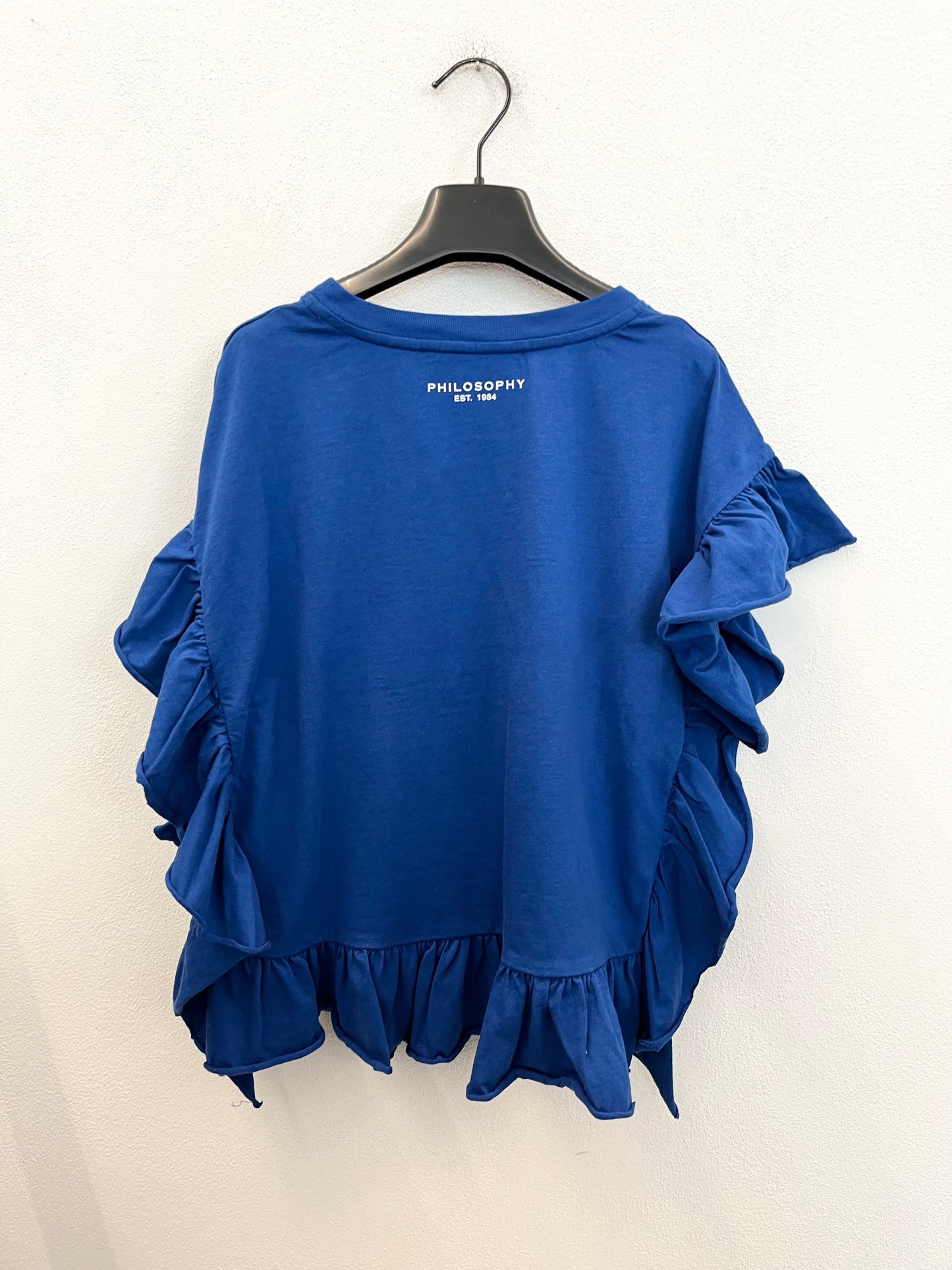 T-shirt di Philosophy over blu con ruches e grafica