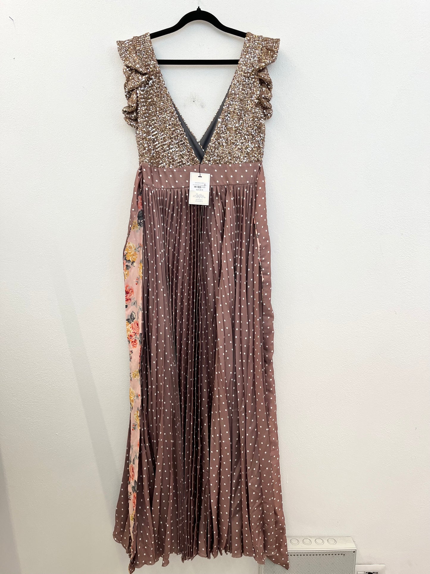 Abito Elegante di Madame ShouShou con Top Paillettes Bronzo e Gonna Plissettata a Pois