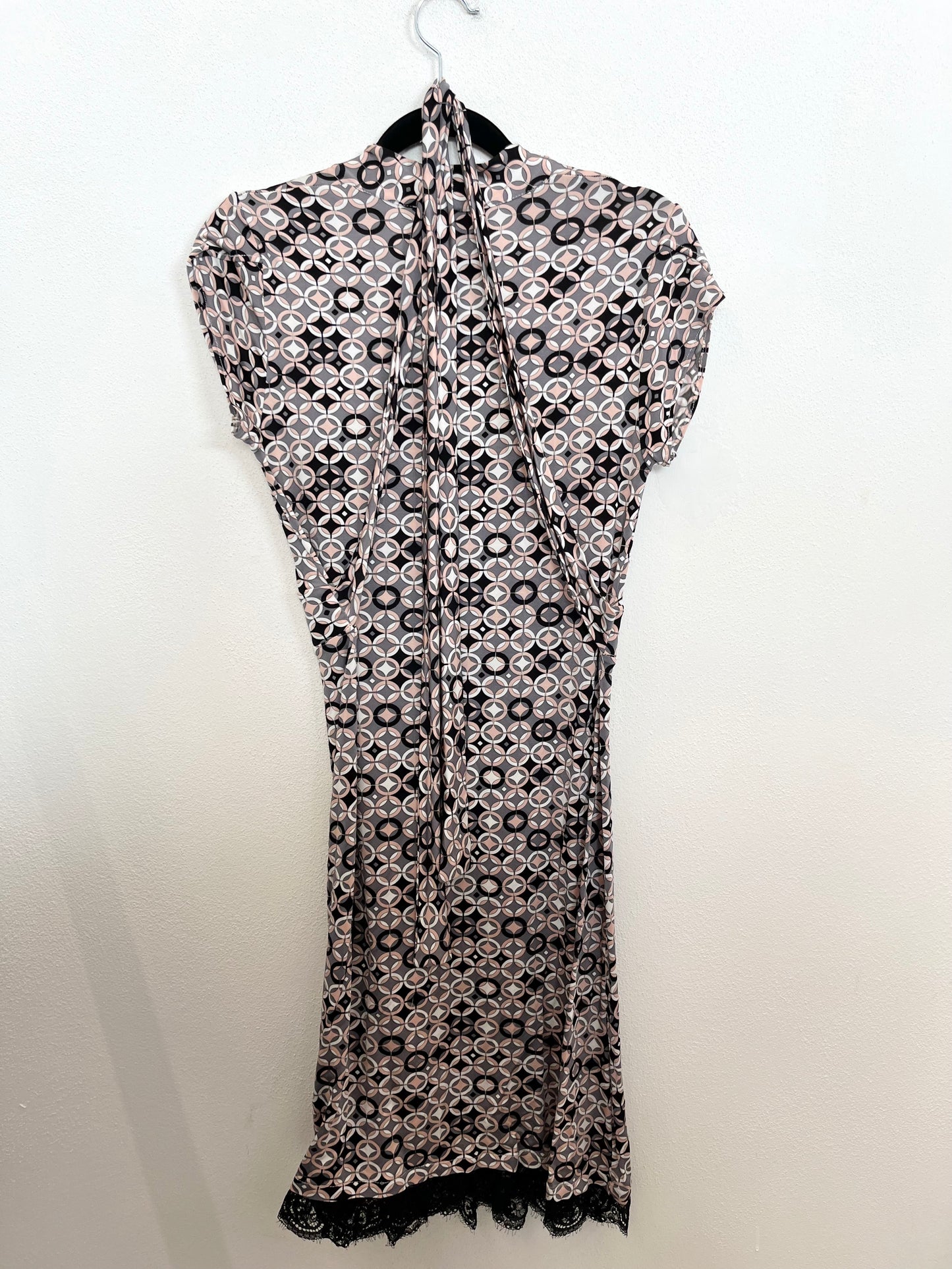 Abito Rose & Lini Milano con Stampa Geometrica e Bordo in Pizzo