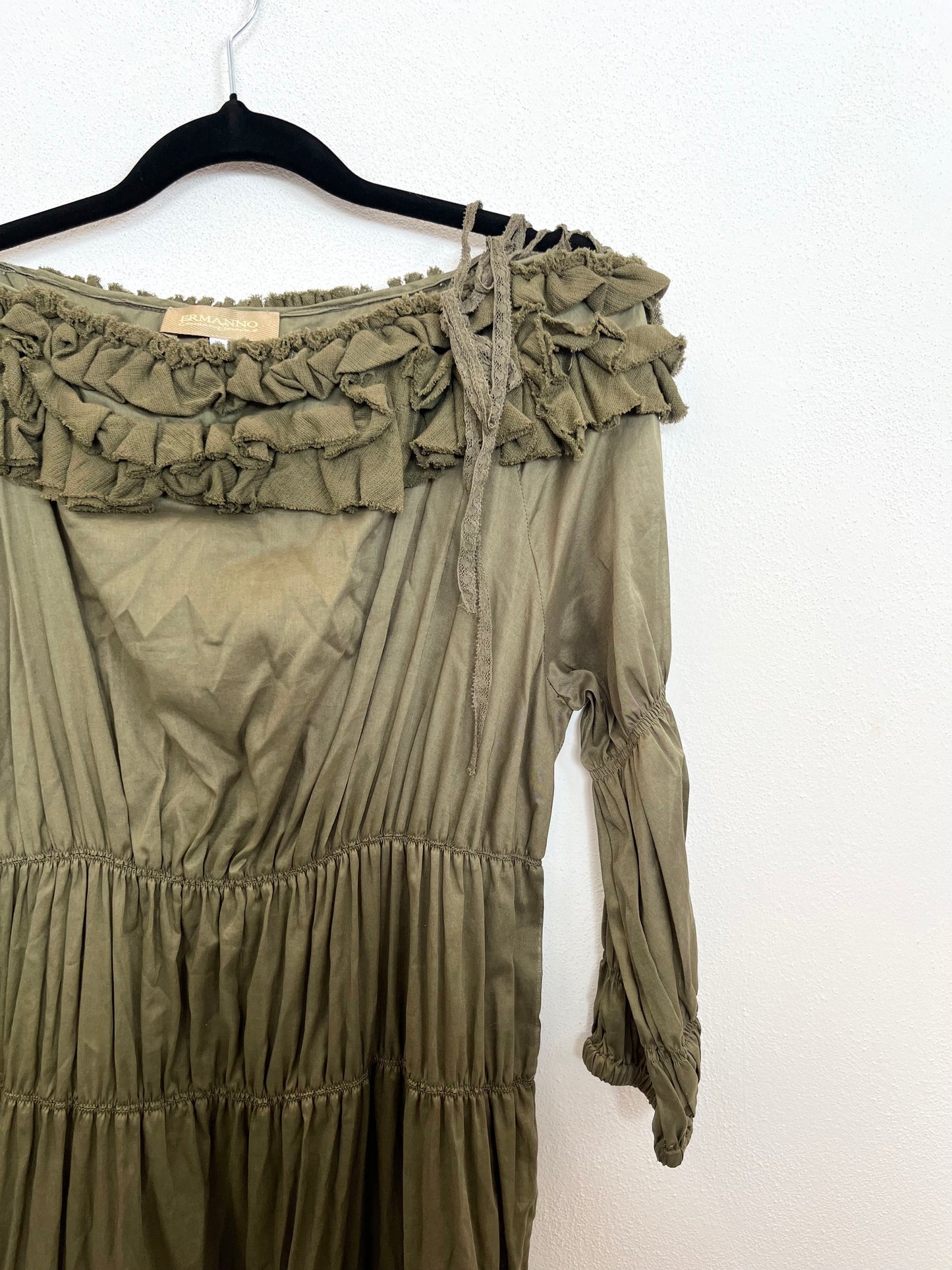 Mini Dress Ermanno Verde Oliva con Volant e Scollo Bardot