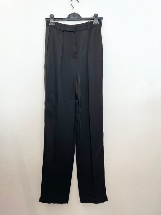 Pantalone sartoriale di Elisabetta Franchi a gamba larga con pinces