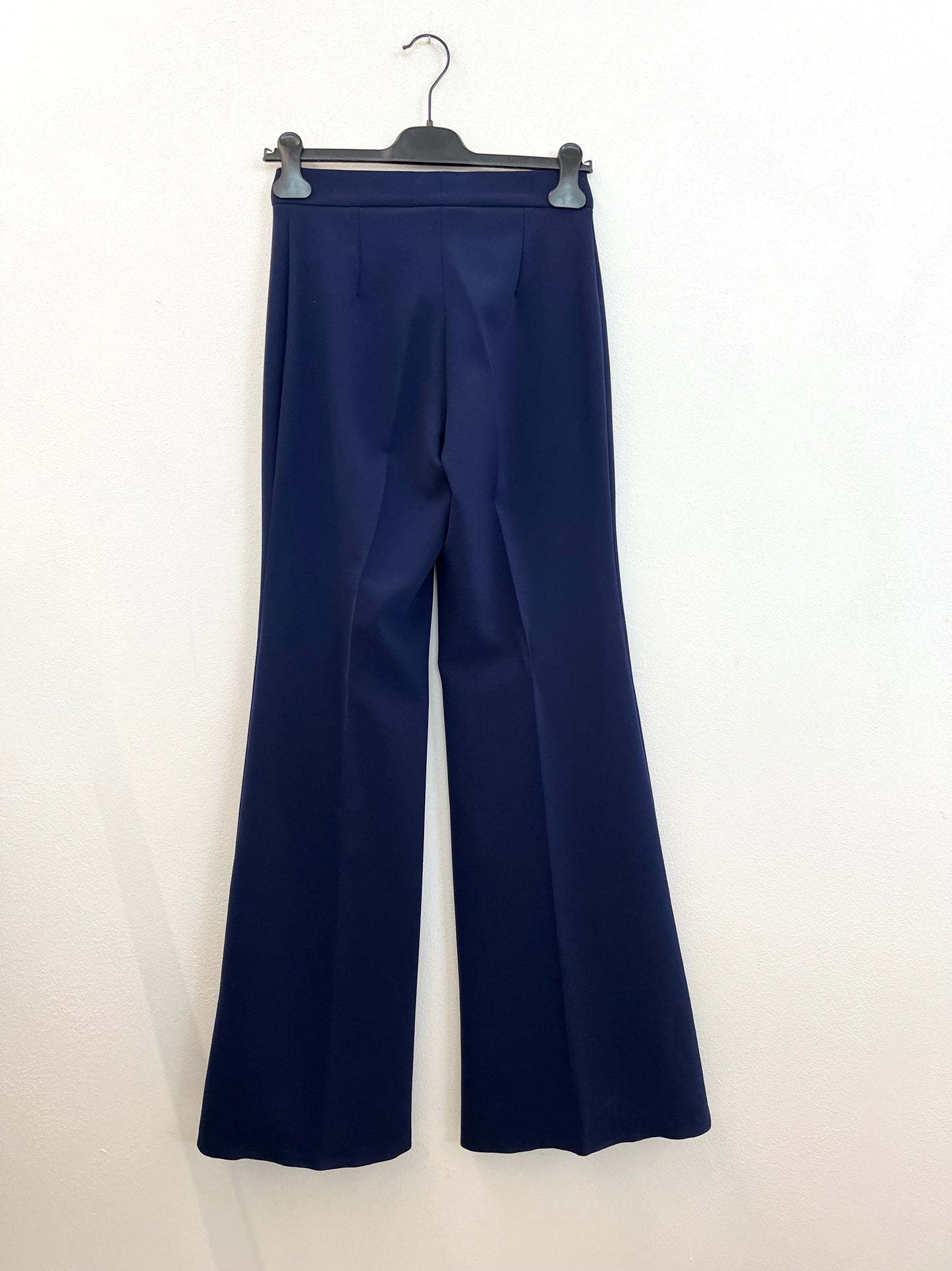 Pantaloni De Santis by Martin Alvarez a palazzo fluidi