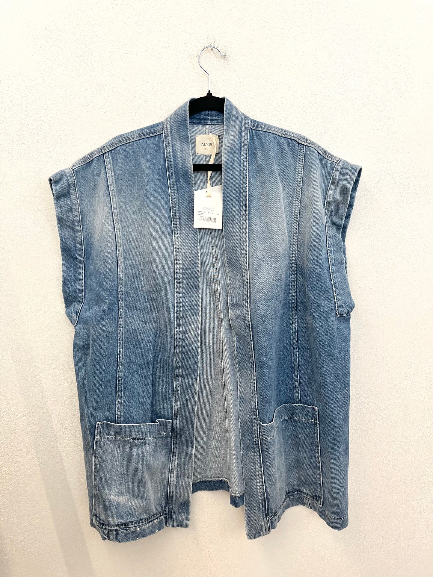 Gilet over Alysi in denim stile kimono