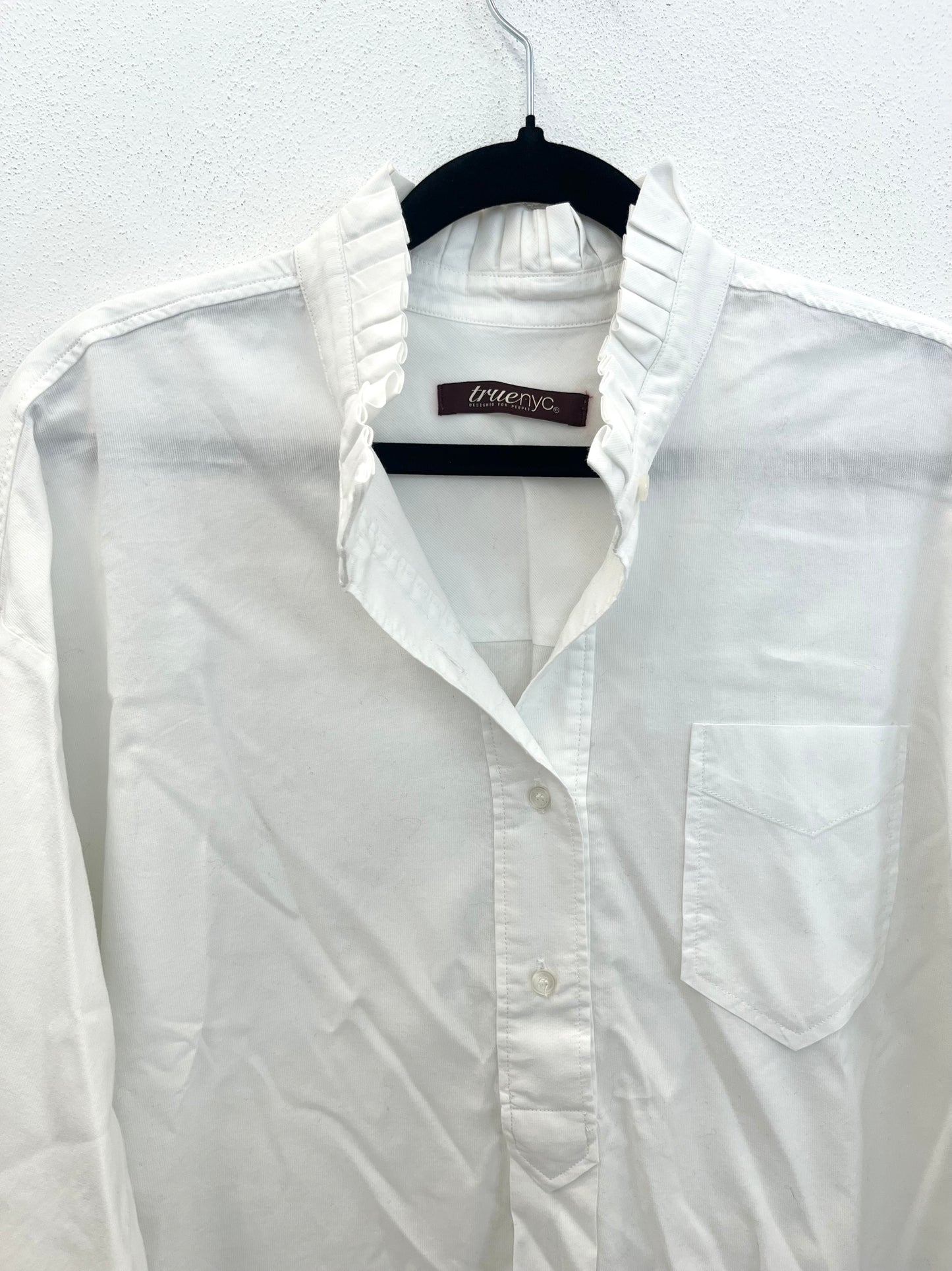 Camicia True NYC a polo minimalista