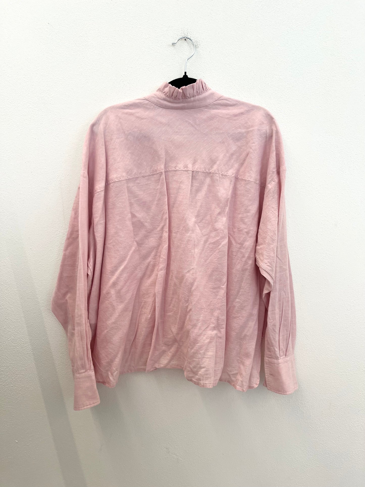 Camicia True NYC in lino con collo a ruches