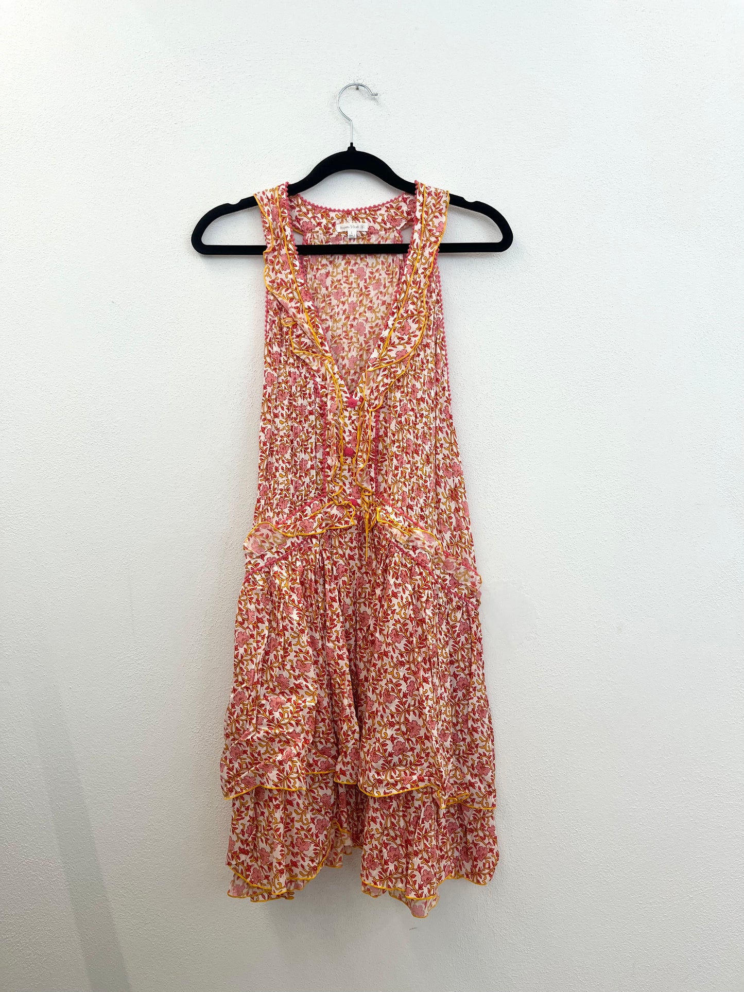 Abito Poupette St. Barth floreale smanicato con balze