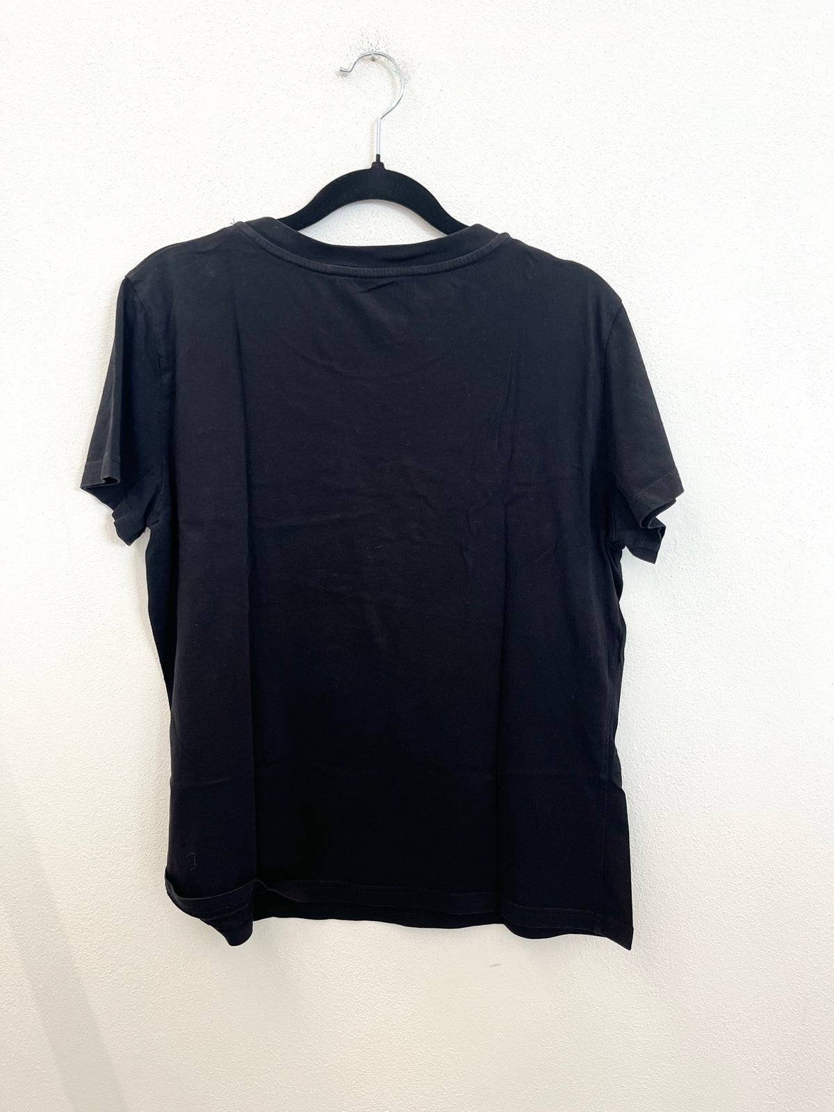 T-Shirt Boutique Moschino Nera con Logo in Borchie Dorate