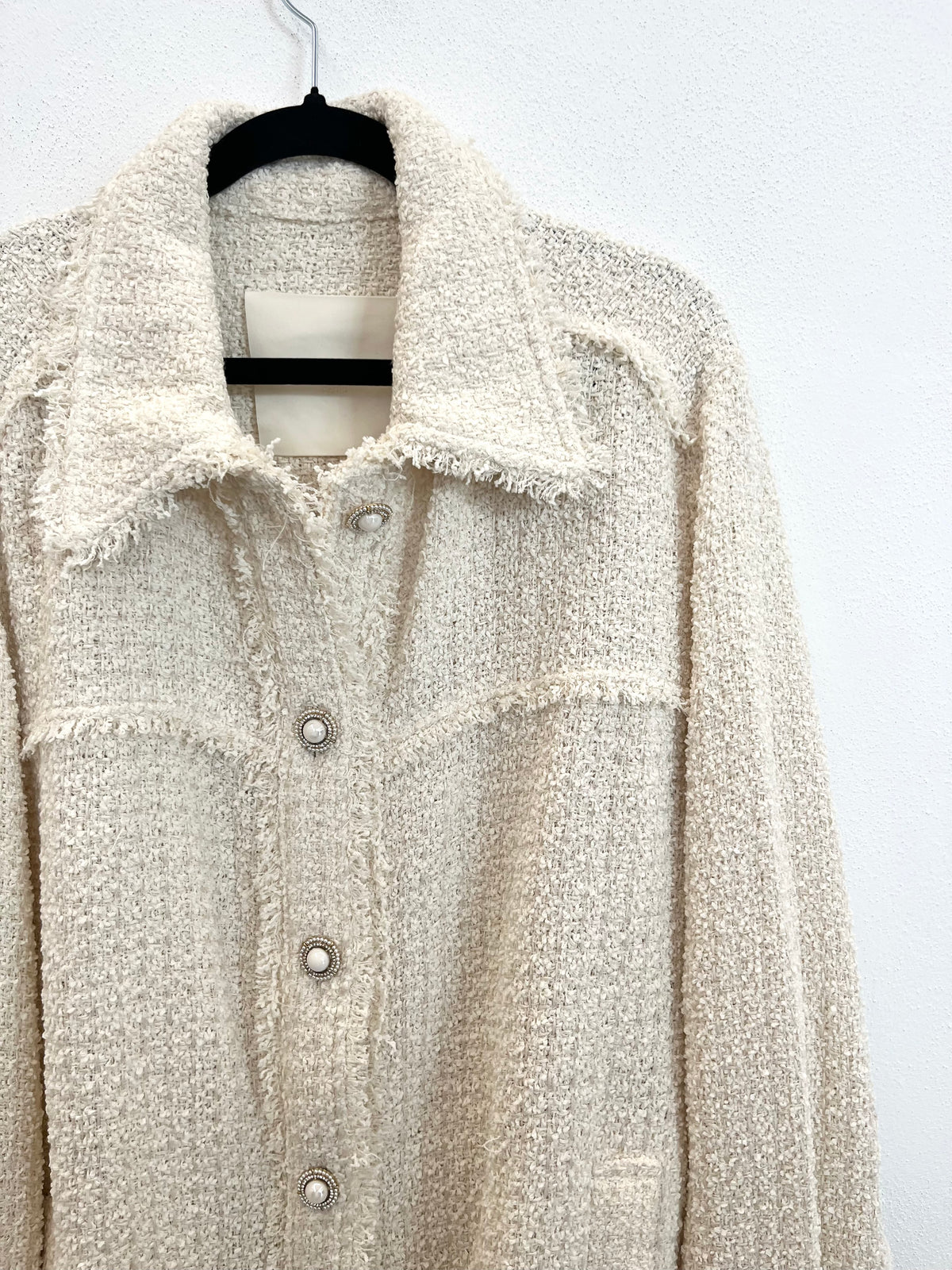 Blazer in Tweed Bianco Crema con Finiture Sfilacciate