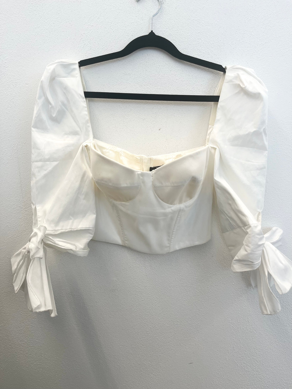 Crop top Elisabetta Franchi a bustino con maniche a sbuffo