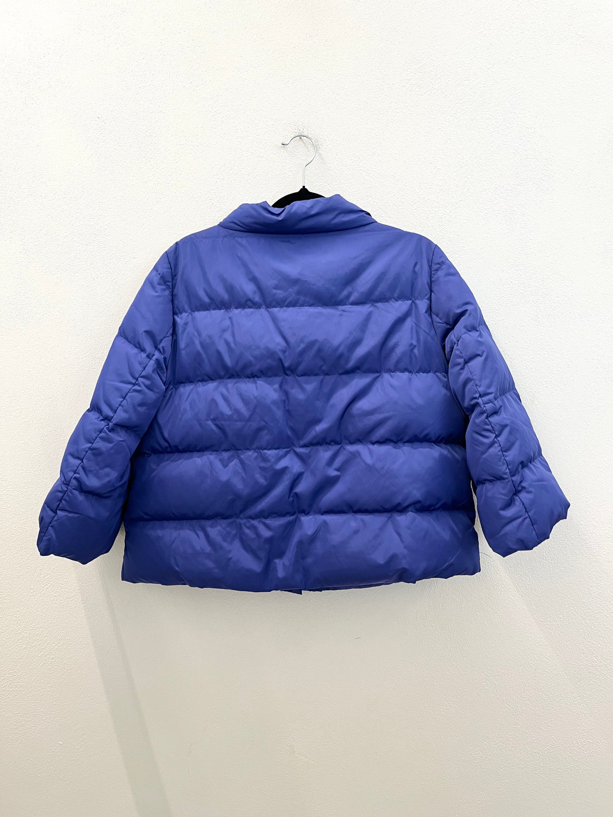 Piumino corto Weekend Max Mara con collo a imbuto